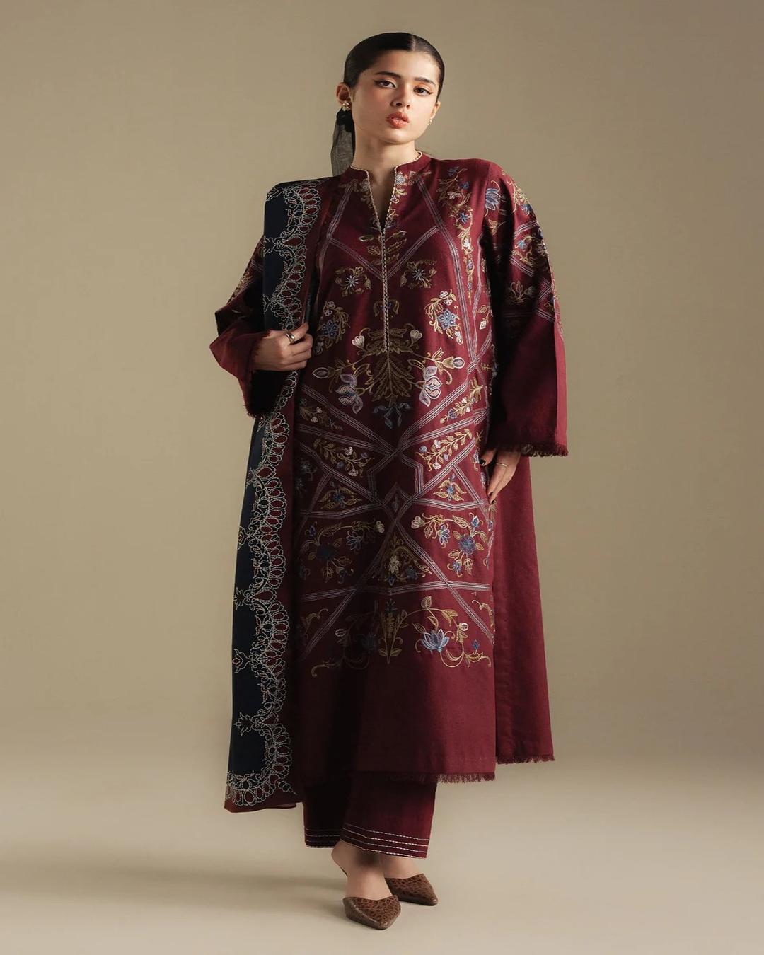Dhanak 3PC Heavy Embroidered Design D002