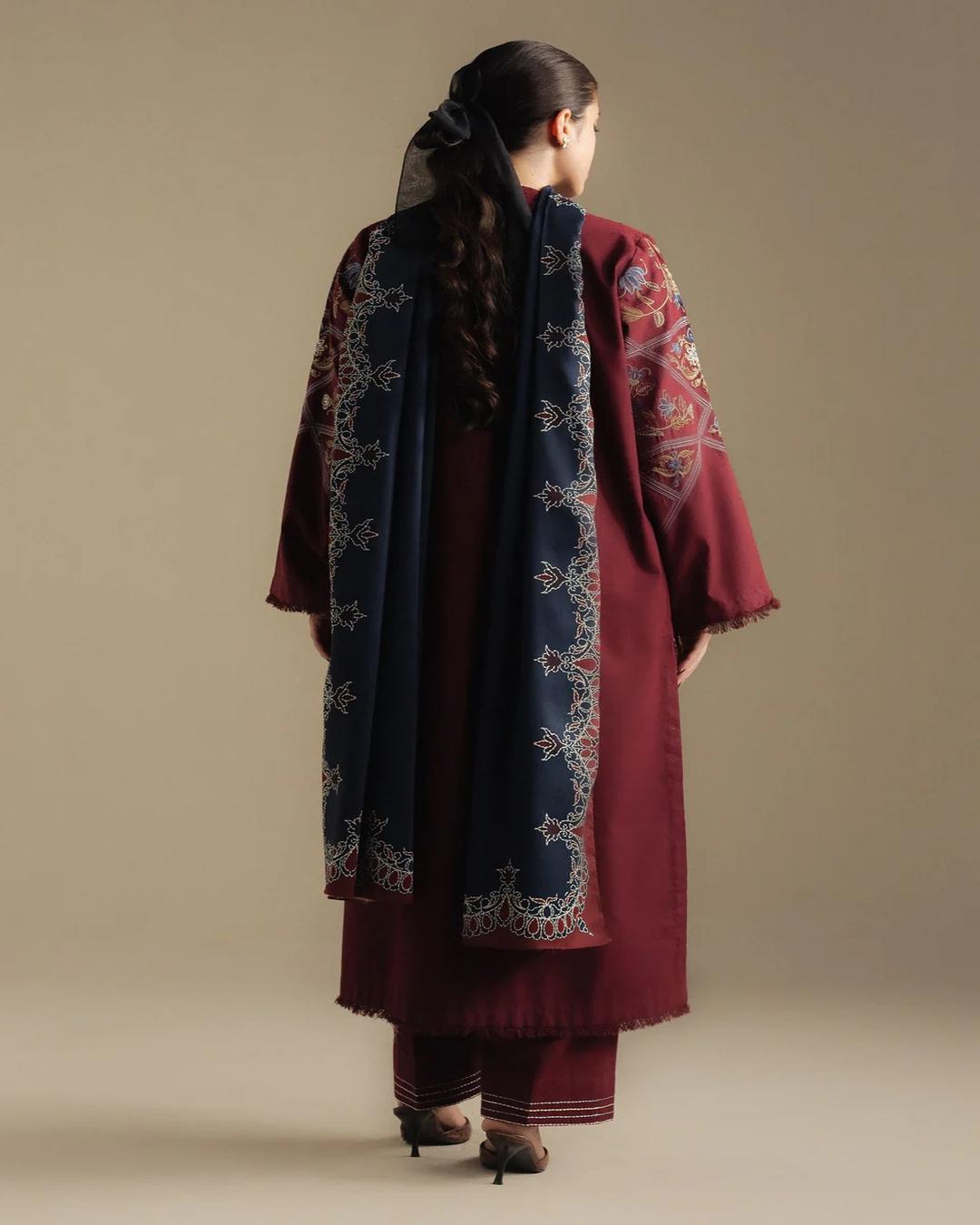 Dhanak 3PC Heavy Embroidered Design D002