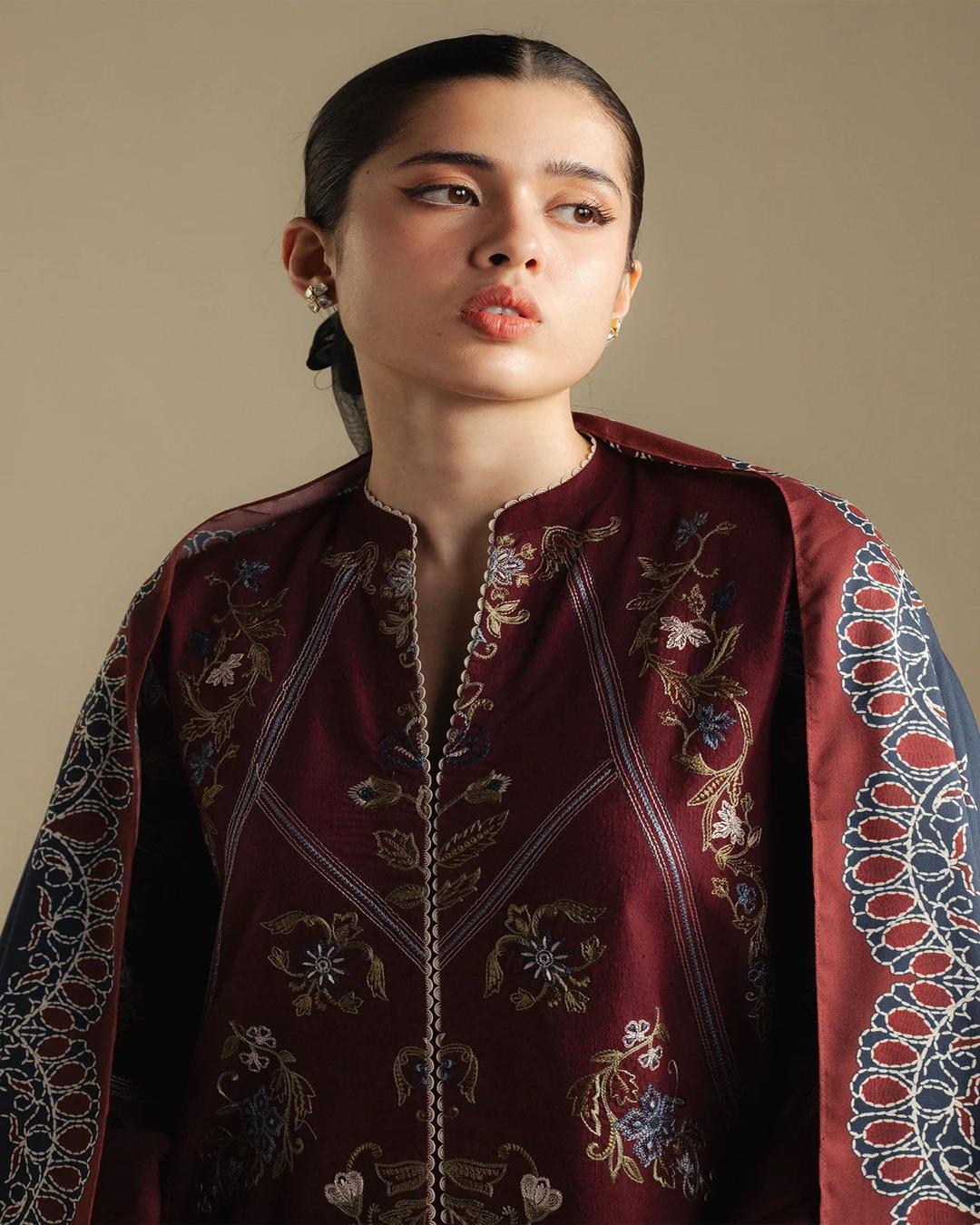 Dhanak 3PC Heavy Embroidered Design D002