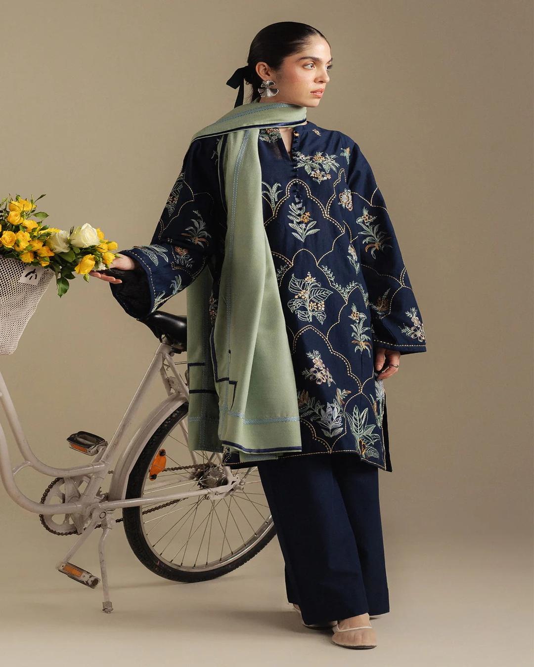 Dhanak 3PC Heavy Embroidered Design D003