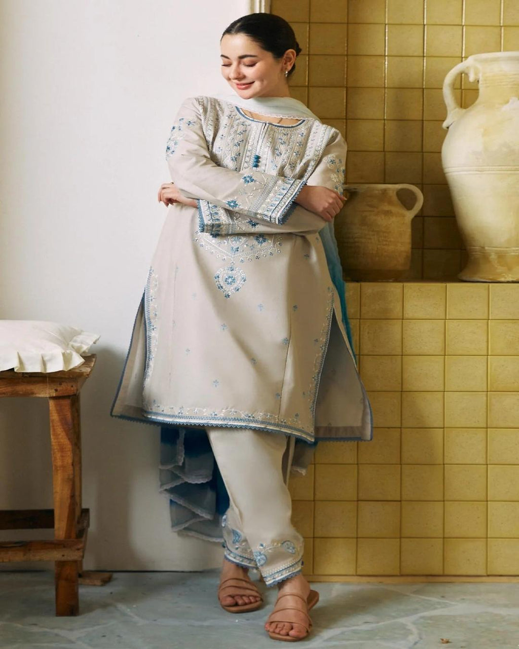 Dhanak 3PC Heavy Embroidered Design D009