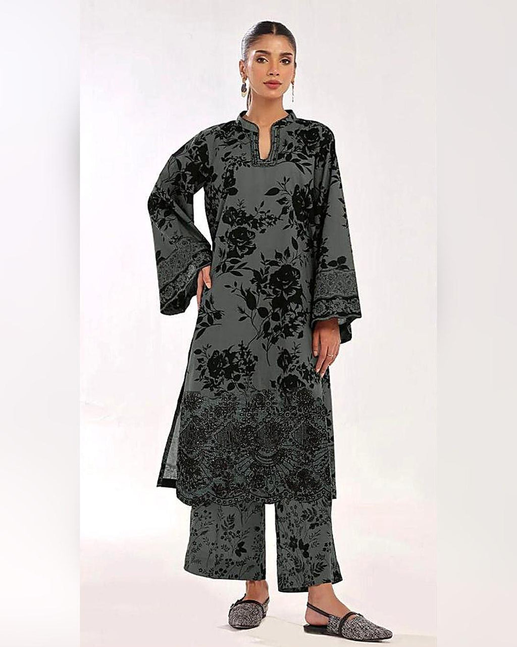 KHADDAR 3pc Full Embroidered Design D003