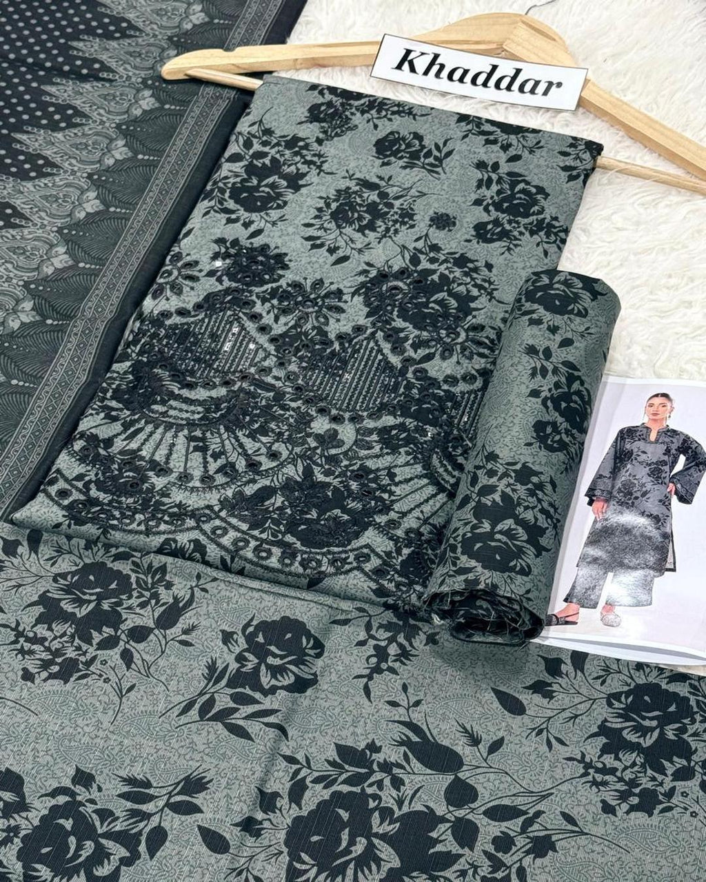 KHADDAR 3pc Full Embroidered Design D003
