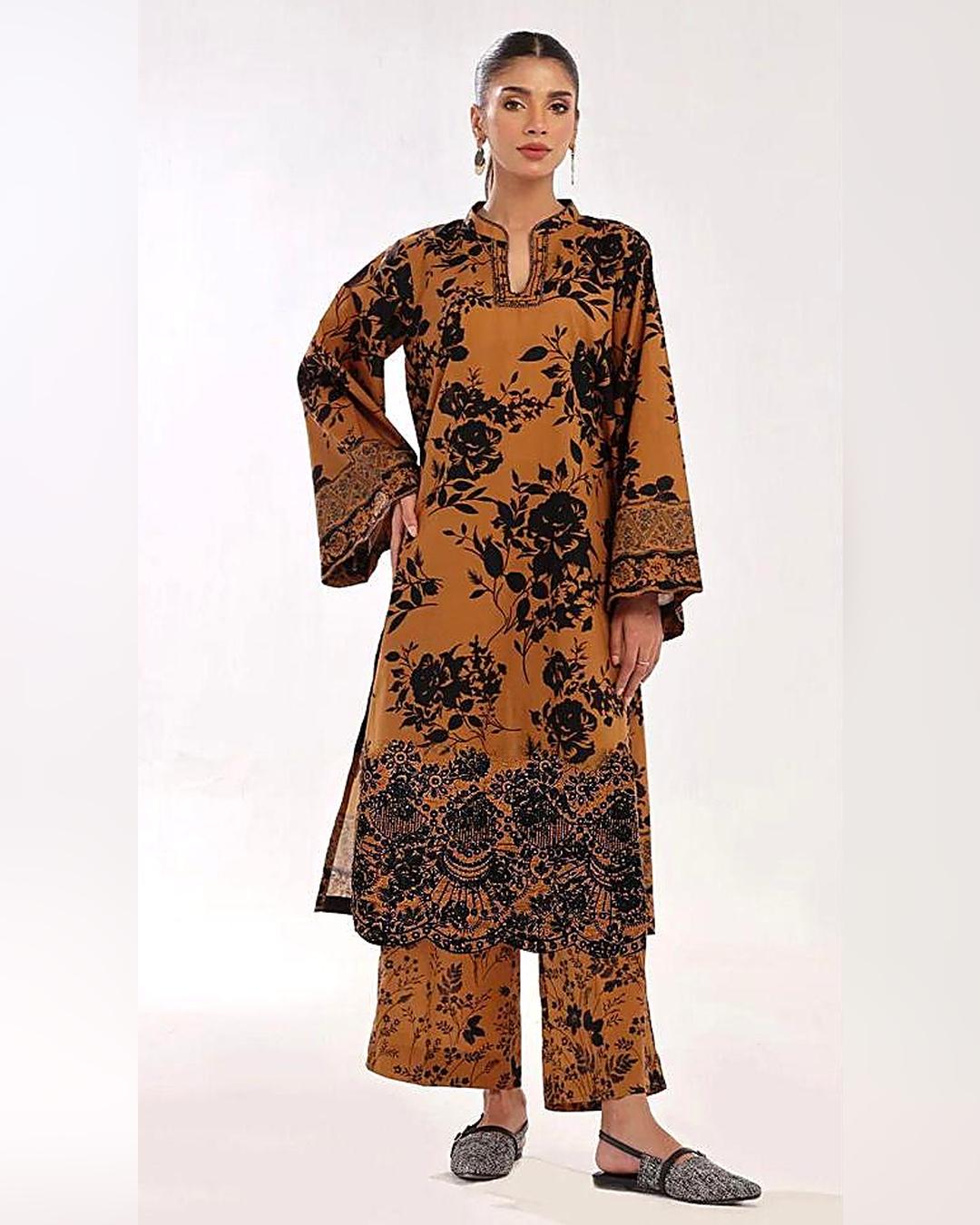 KHADDAR 3pc Full Embroidered Design D005