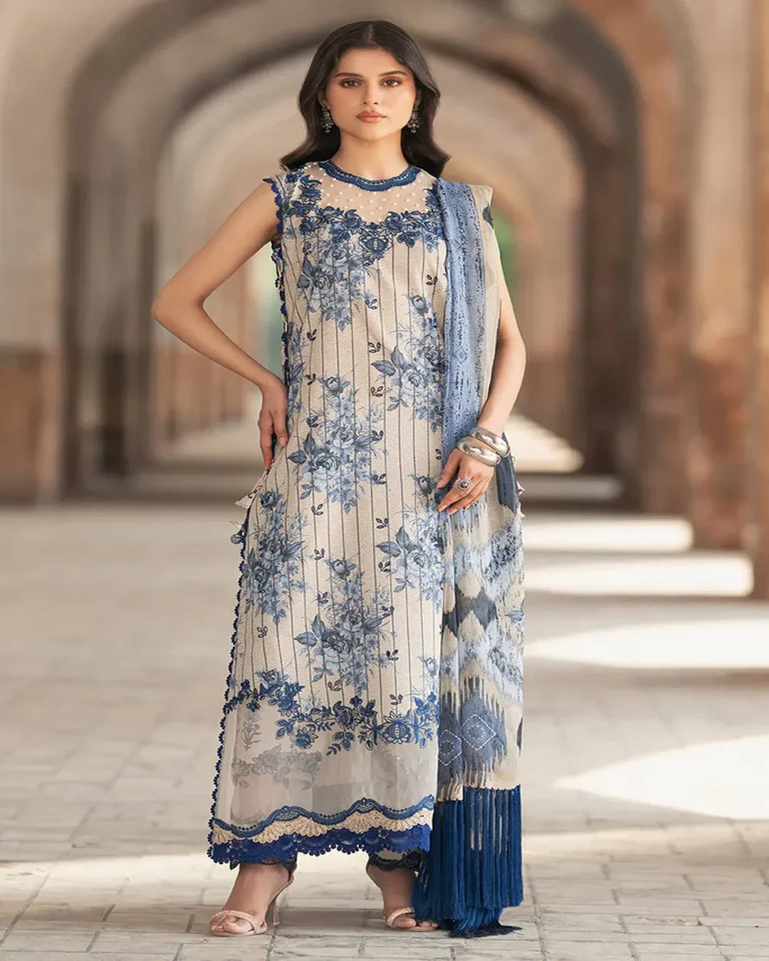 KHADDAR Digital Print 3pc With Patches Design D010