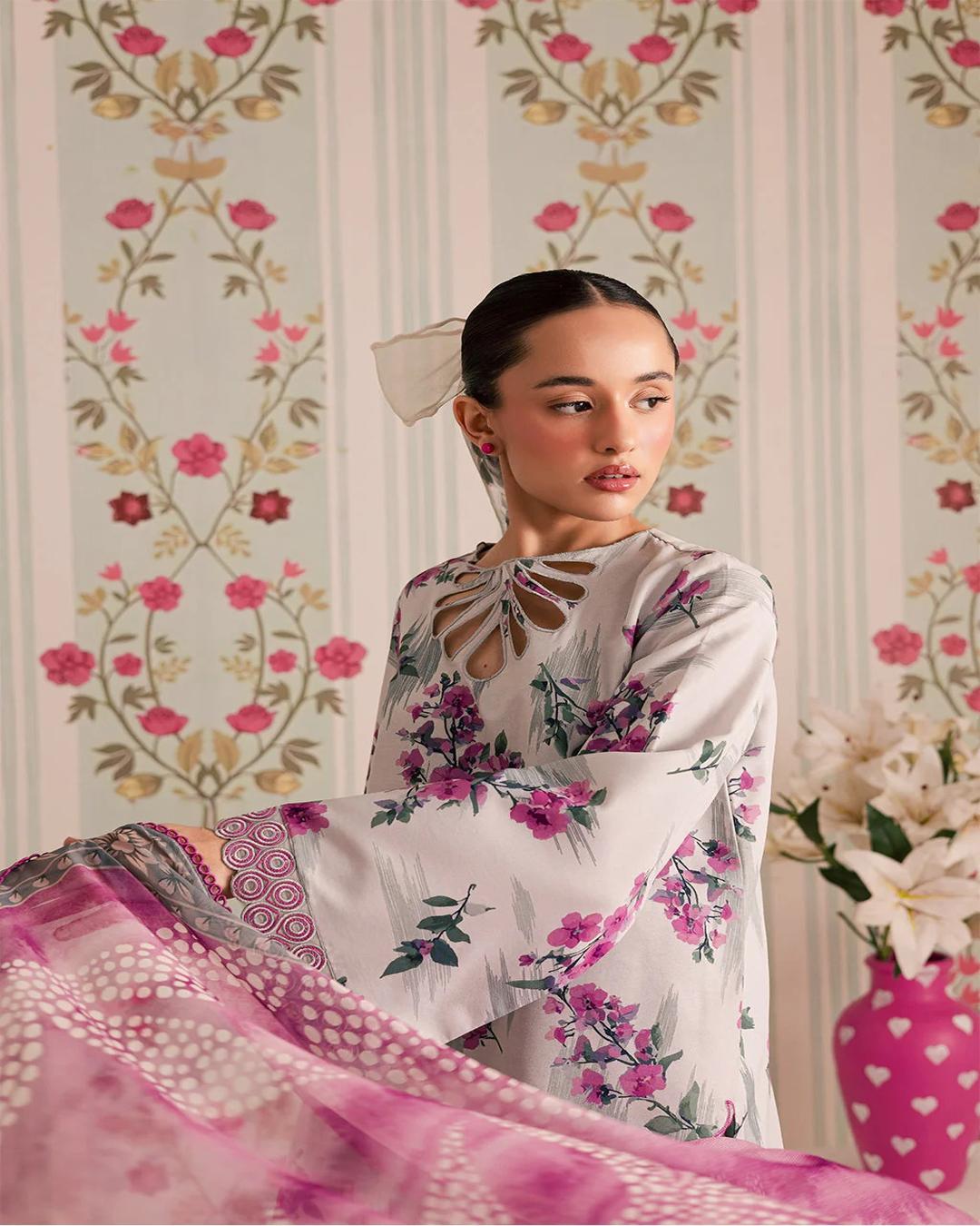 KHADDAR Digital Print 3pc With Patches Design D05