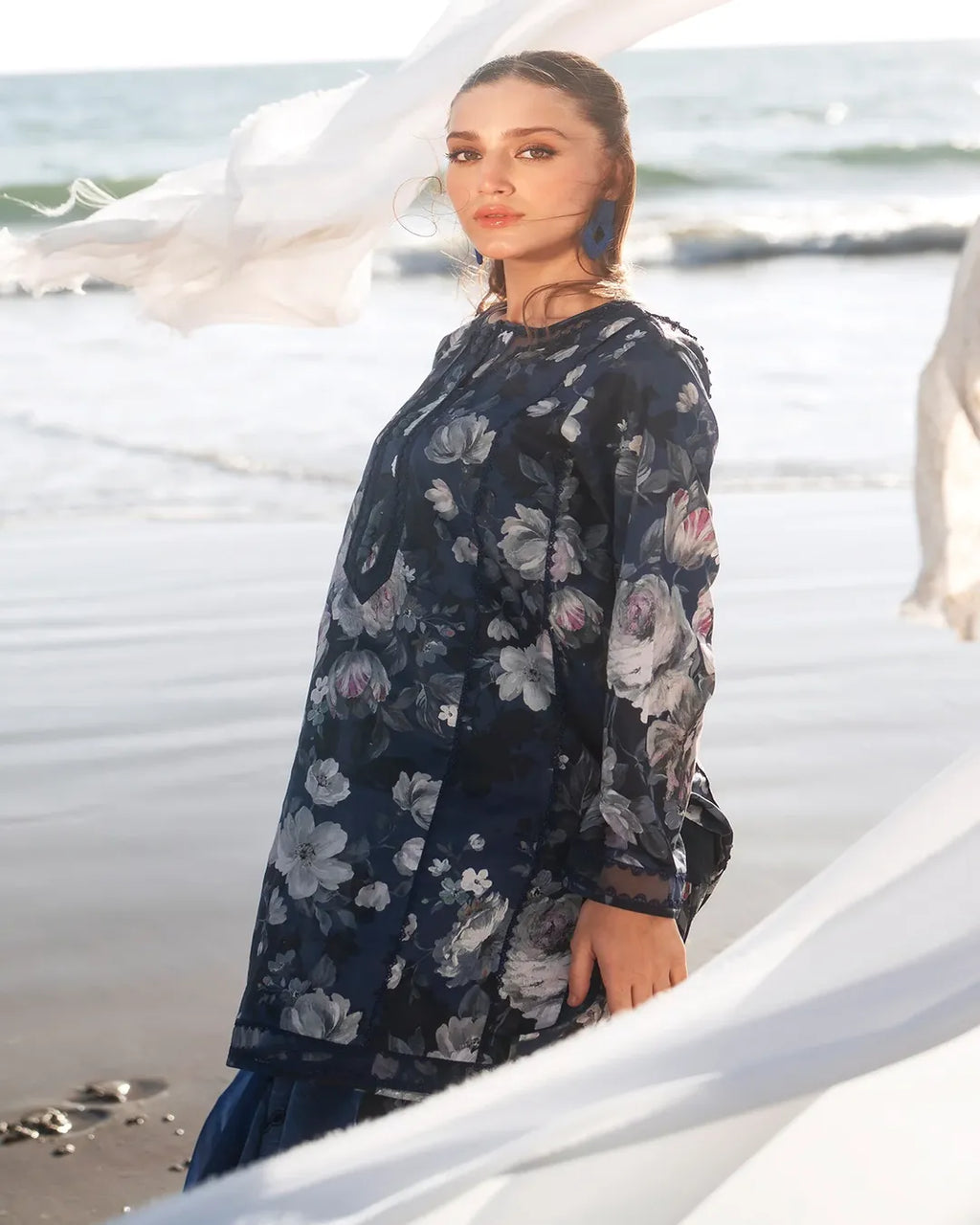 KHADDAR Digital Print 3pc With Patches Design D16