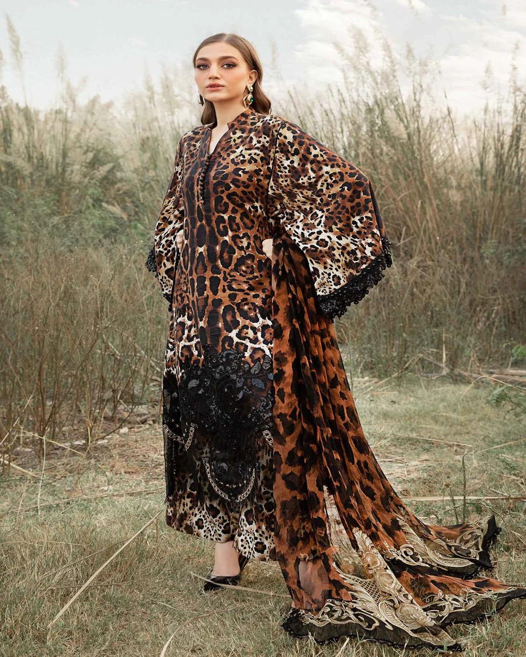 KHADDAR Digital Print 3pc With Patches Design D22