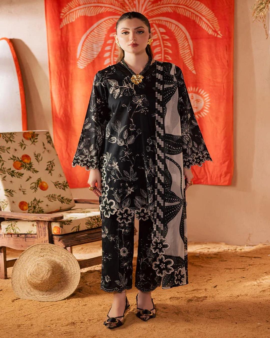 KHADDAR Digital Print 3pc With Patches Design D25