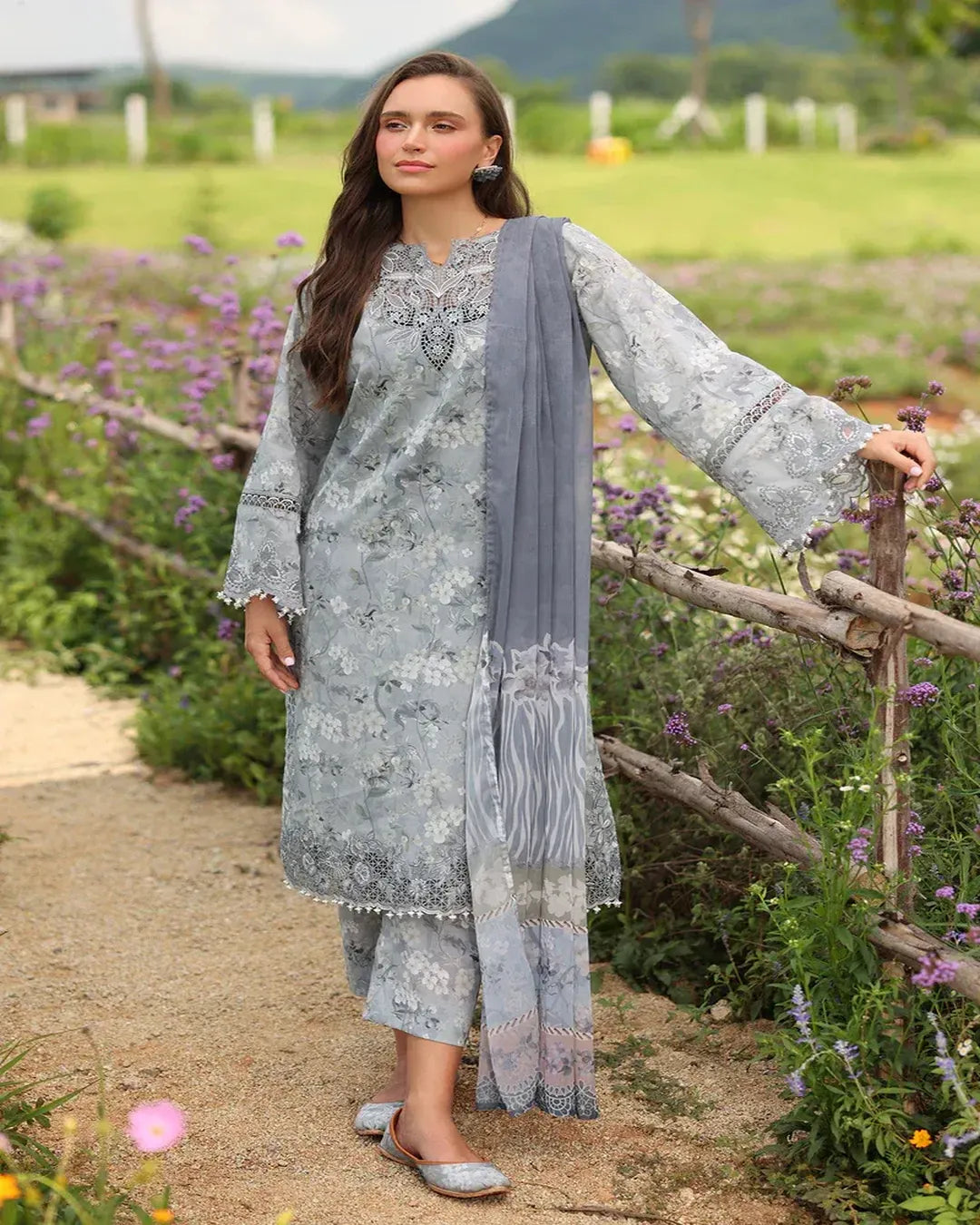 KHADDAR Digital Print 3pc With Patches Design D29