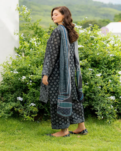 KHADDAR Digital Print 3pc With Patches Design D31