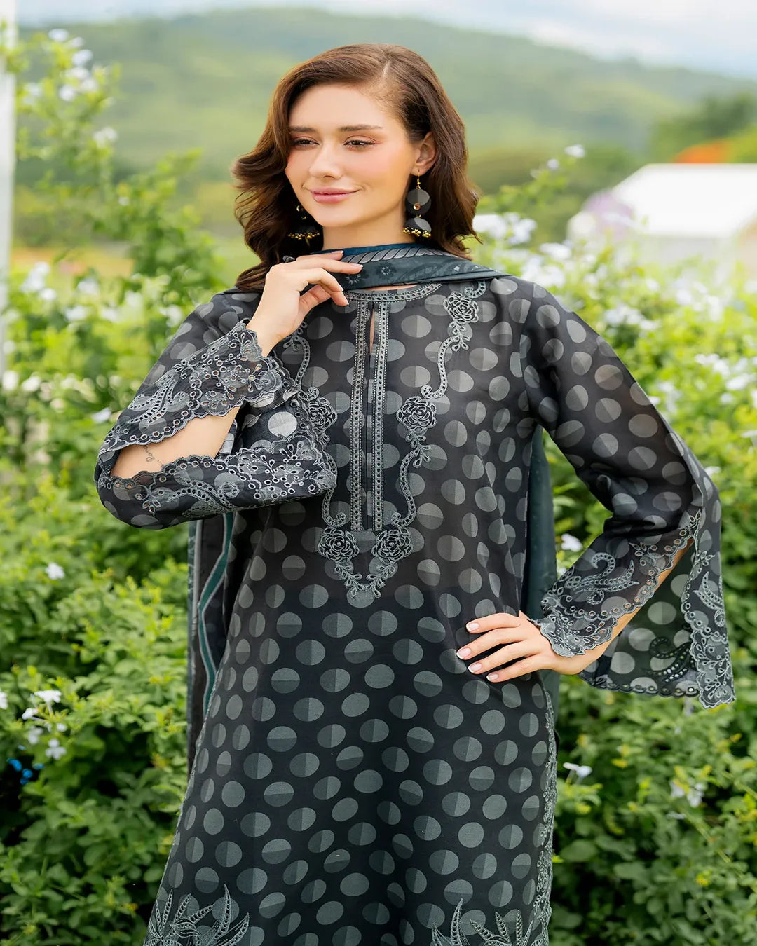 KHADDAR Digital Print 3pc With Patches Design D31