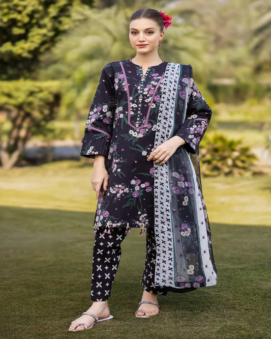 KHADDAR Digital Print 3pc With Patches Design D35