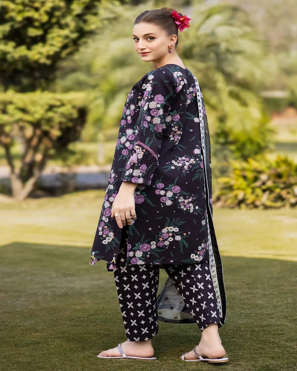KHADDAR Digital Print 3pc With Patches Design D35