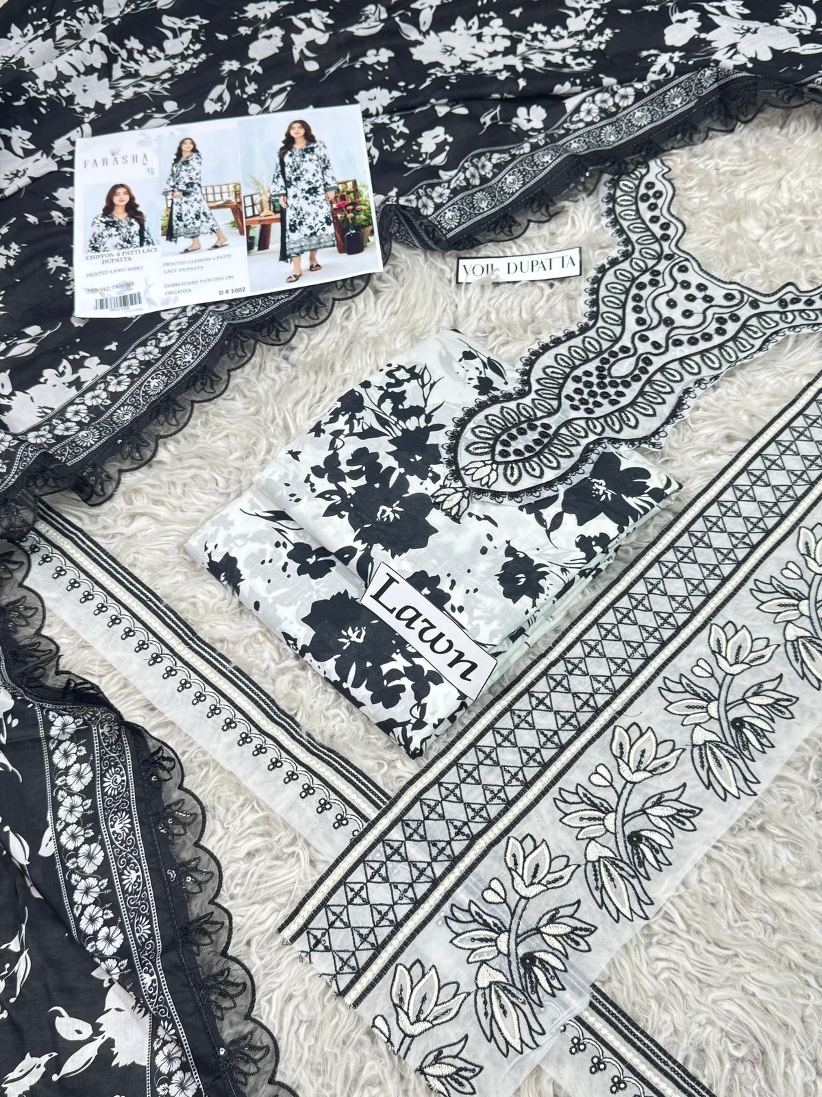 LAWN Digital Print 3pc With LAWN READY TO WEAR DUPATTA